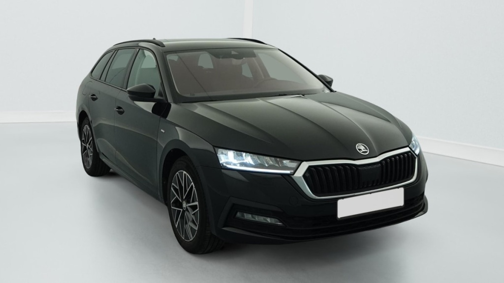 SKODA Octavia Combi 1.5 TSI 150 ch ACT Ambition - ref: 1-377970 - Photo 1