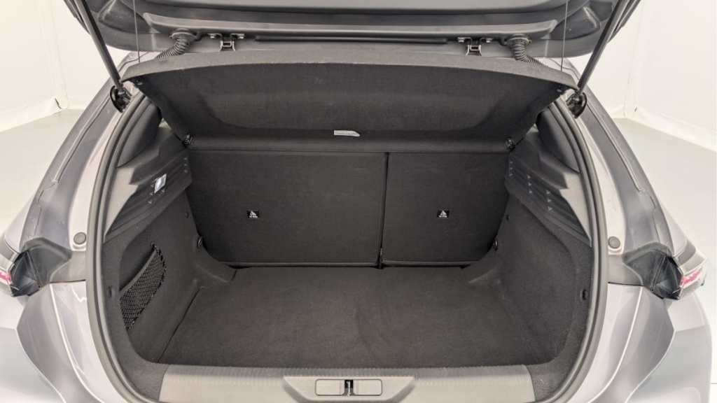 PEUGEOT 308 Hybrid 145 e-DCS6 Allure - ref: 1-378220 - Photo 11