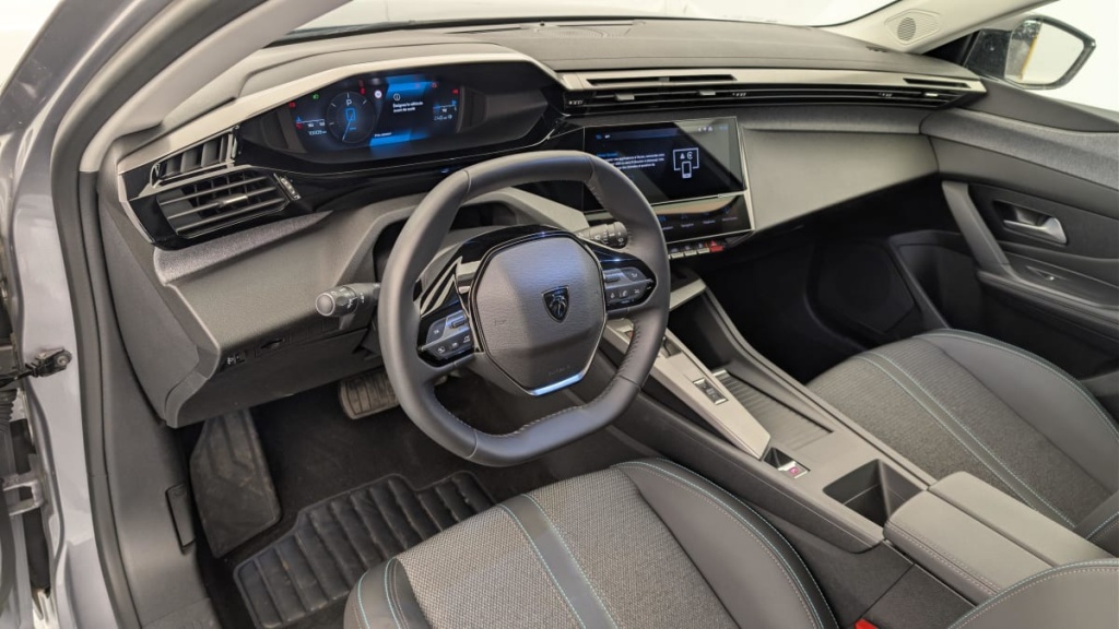 PEUGEOT 308 Hybrid 145 e-DCS6 Allure - ref: 1-378220 - Photo 15