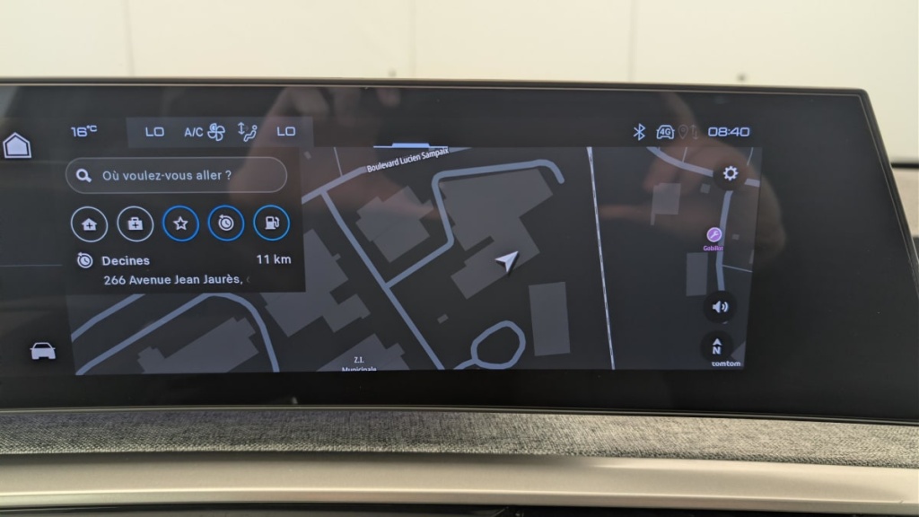 PEUGEOT 3008 Hybrid 145 e-DCS6 Allure - ref: 1-378262 - Photo 17