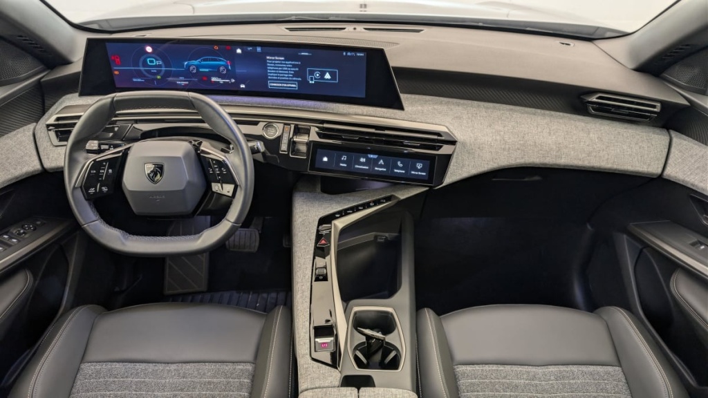 PEUGEOT 3008 Hybrid 145 e-DCS6 Allure - ref: 1-378280 - Photo 13