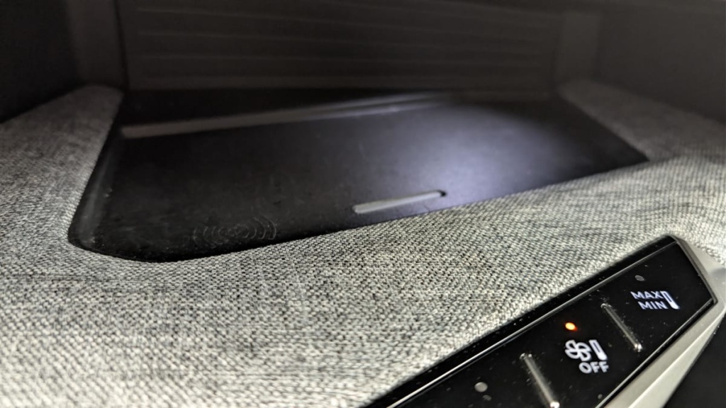 PEUGEOT 3008 Hybrid 145 e-DCS6 Allure - ref: 1-378284 - Photo 20