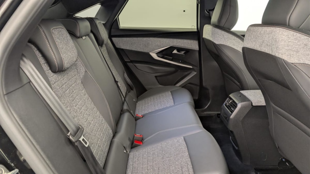 PEUGEOT 3008 Hybrid 145 e-DCS6 Allure - ref: 1-378290 - Photo 10