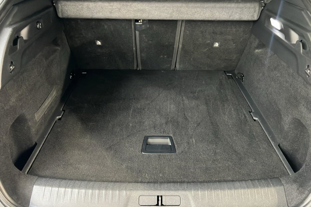 PEUGEOT 3008 Hybrid 145 e-DCS6 Allure - ref: 1-378300 - Photo 11