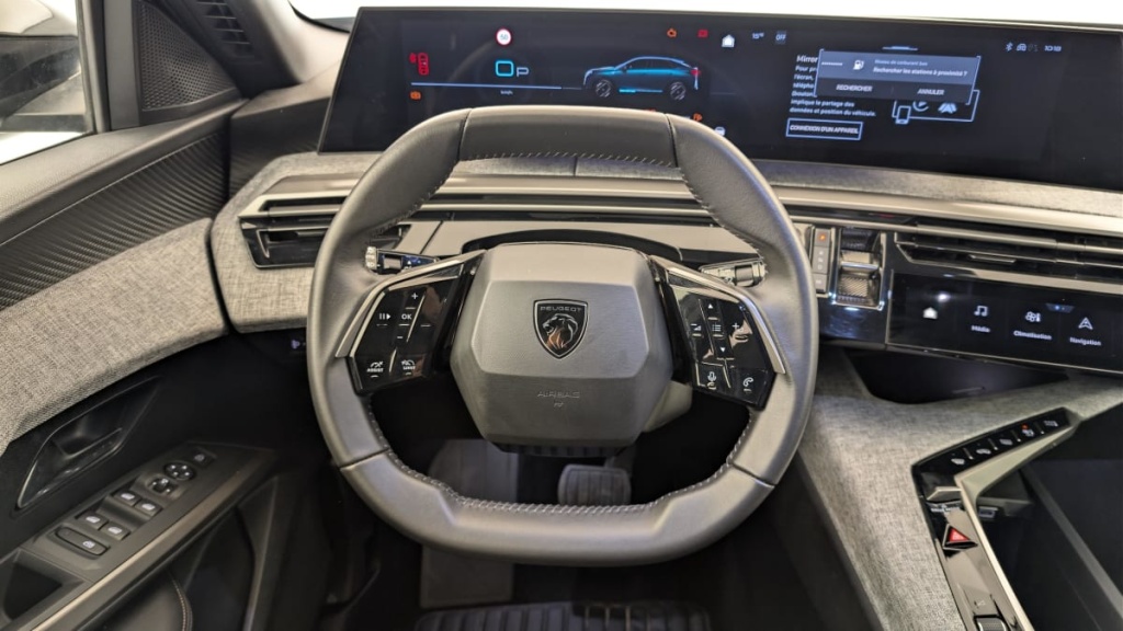 PEUGEOT 3008 Hybrid 145 e-DCS6 Allure - ref: 1-378313 - Photo 14