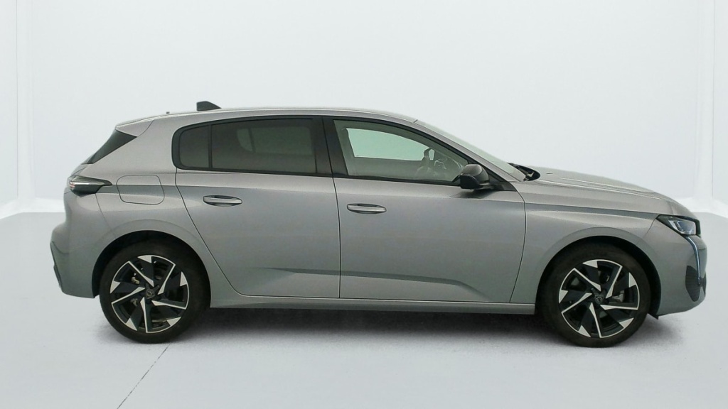 PEUGEOT 308 Hybrid 145 e-DCS6 Allure - ref: 1-378331 - Photo 8