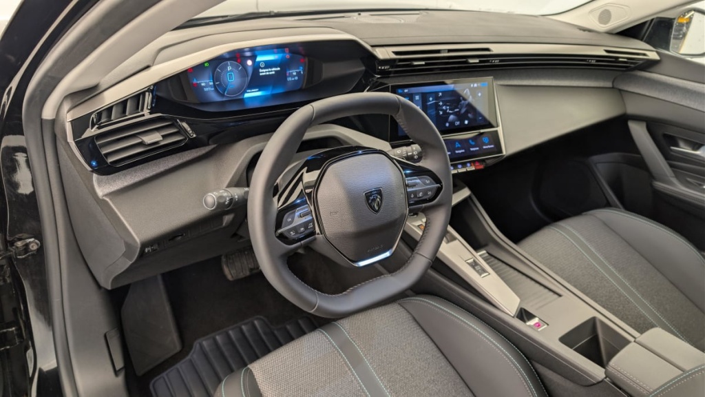 PEUGEOT 308 Hybrid 145 e-DCS6 Allure - ref: 1-378333 - Photo 15