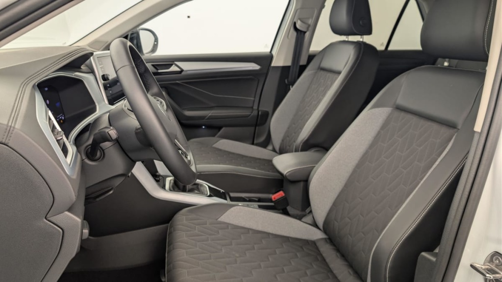 VOLKSWAGEN T-Roc 2.0 TDI 150 Start Stop DSG7 Life Plus - ref: 1-378443 - Photo 16