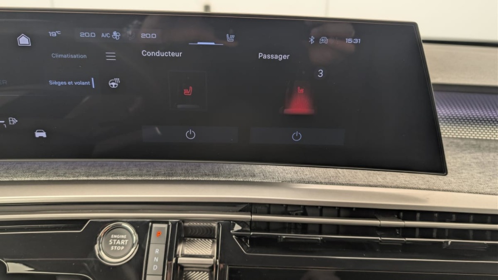 PEUGEOT 3008 Hybrid 145 e-DCS6 GT - ref: 1-378481 - Photo 20