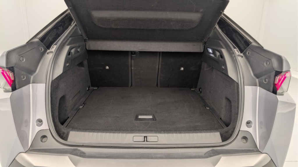 PEUGEOT 3008 Hybrid 145 e-DCS6 GT - ref: 1-378498 - Photo 11