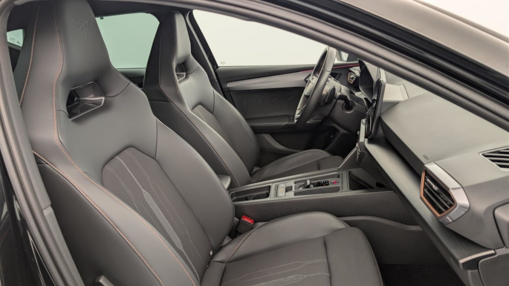 CUPRA Leon 1.4 E-HYBRID 204 CH DSG6 V - ref: 1-378578 - Photo 9