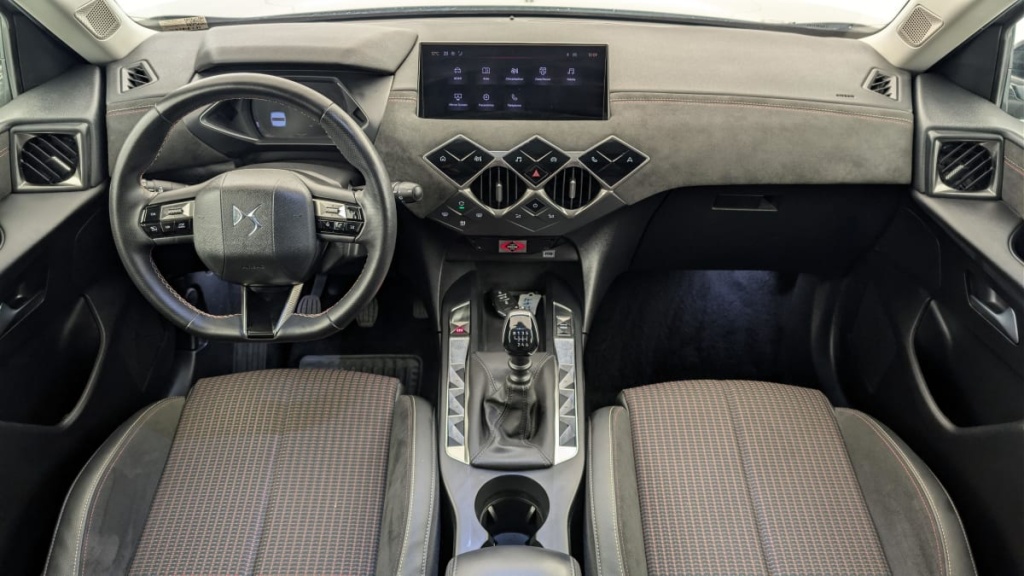 DS DS3 PureTech 100 BVM6 Performance Line - ref: 1-378584 - Photo 13