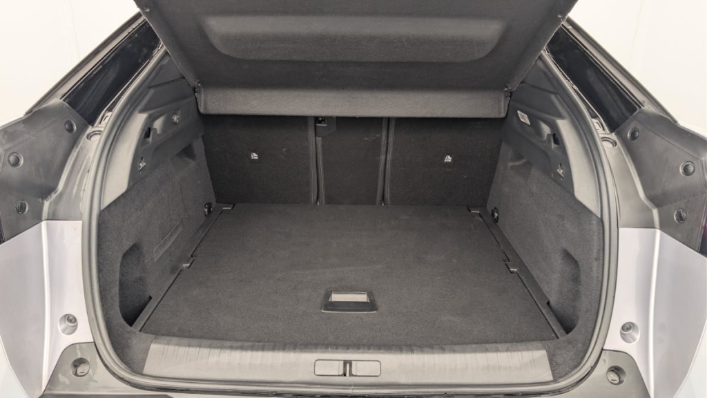 PEUGEOT 3008 Hybrid 145 e-DCS6 GT - ref: 1-378640 - Photo 11