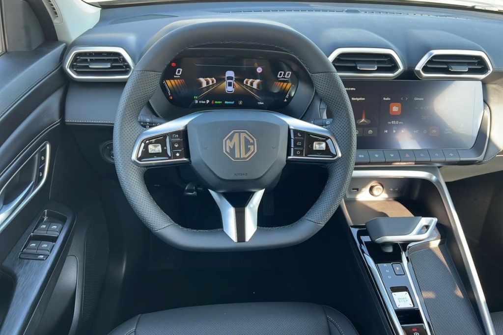 MG ZS 1.5 L Hybrid+ 197 ch Luxury - ref: 1-378697 - Photo 13