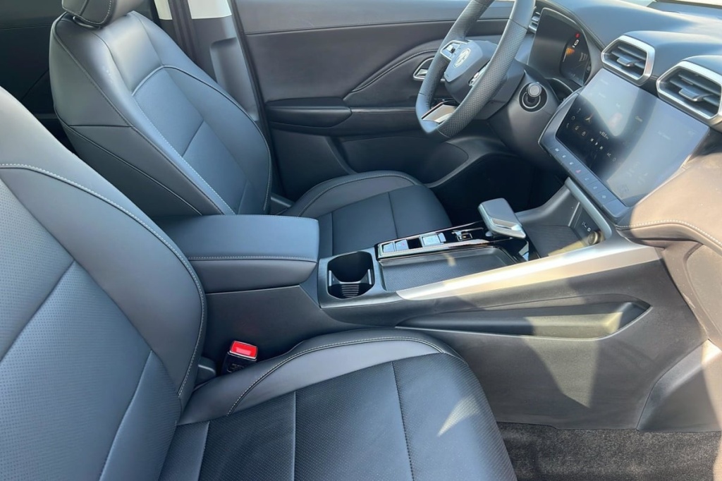 MG ZS 1.5 L Hybrid+ 197 ch Luxury - ref: 1-378697 - Photo 9