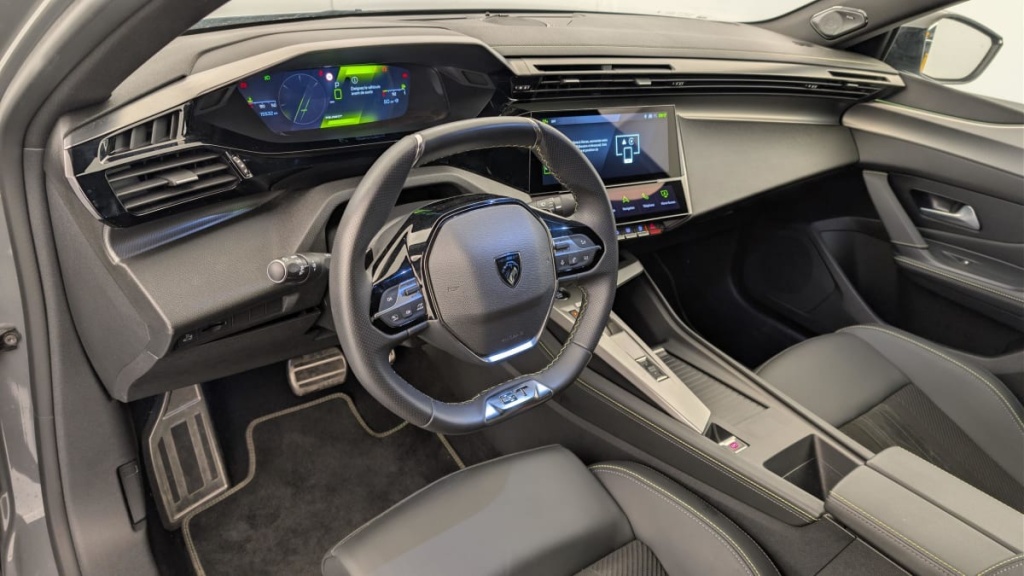 PEUGEOT 408 Hybrid 145 e-DCS6 GT - ref: 1-378876 - Photo 13