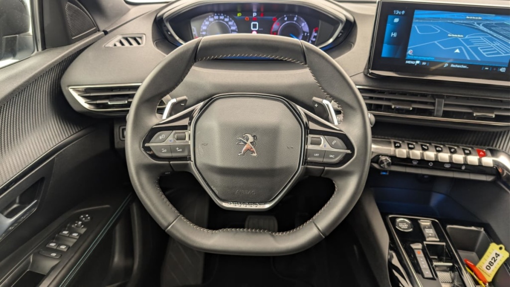 PEUGEOT 5008 BlueHDi 130ch S S EAT8 Allure Pack - ref: 1-378893 - Photo 14