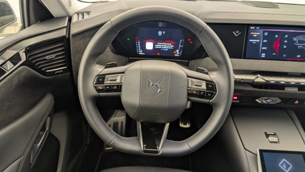 DS DS4 BlueHDi 130 EAT8 Etoile - Alcantara - ref: 1-378944 - Photo 14