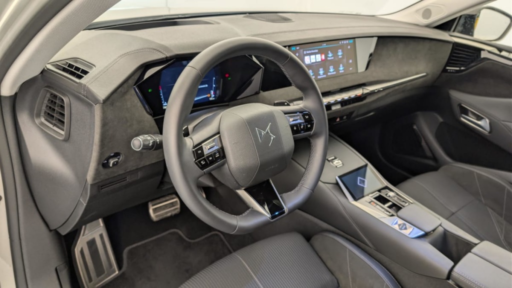 DS DS4 BlueHDi 130 EAT8 Etoile - Alcantara - ref: 1-378946 - Photo 15