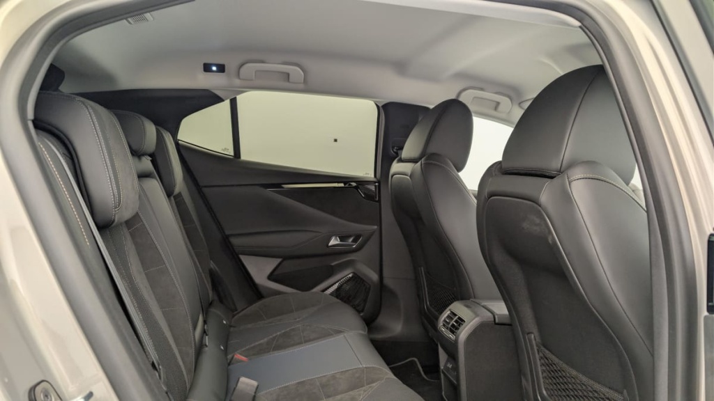 DS DS4 BlueHDi 130 EAT8 Etoile - Alcantara - ref: 1-378947 - Photo 10