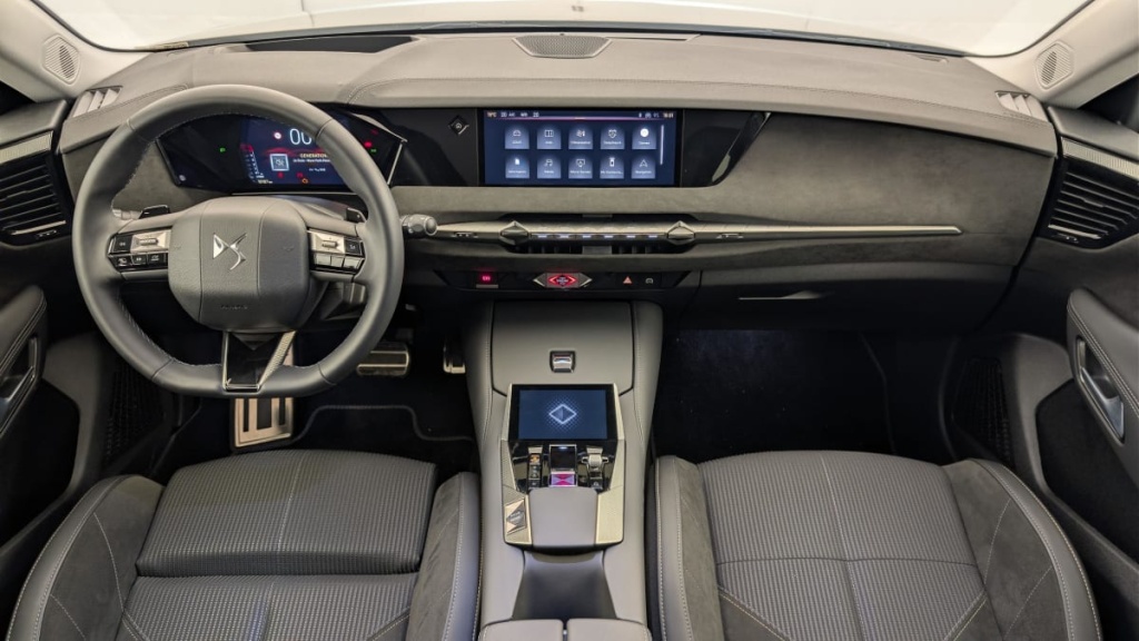 DS DS4 BlueHDi 130 EAT8 Etoile - Alcantara - ref: 1-378947 - Photo 13