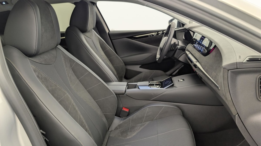 DS DS4 BlueHDi 130 EAT8 Etoile - Alcantara - ref: 1-378947 - Photo 9