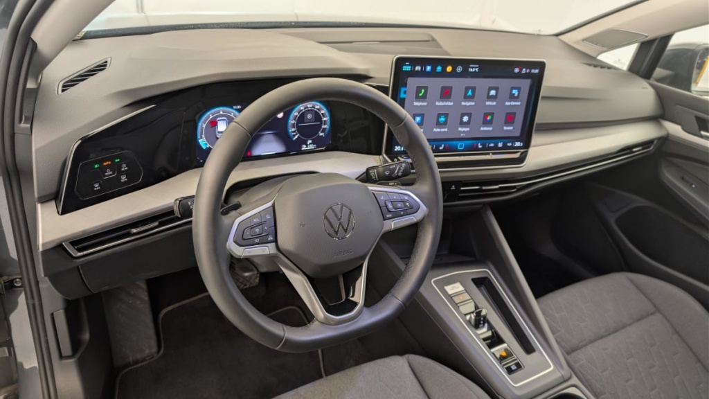 VOLKSWAGEN Golf 1.5 eTSI EVO2 116 DSG7 Life Plus - ref: 1-379034 - Photo 15