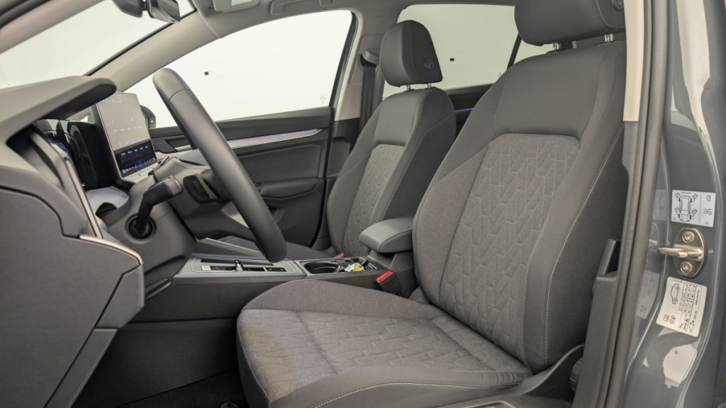 VOLKSWAGEN Golf 1.5 eTSI EVO2 116 DSG7 Life Plus - ref: 1-379034 - Photo 16