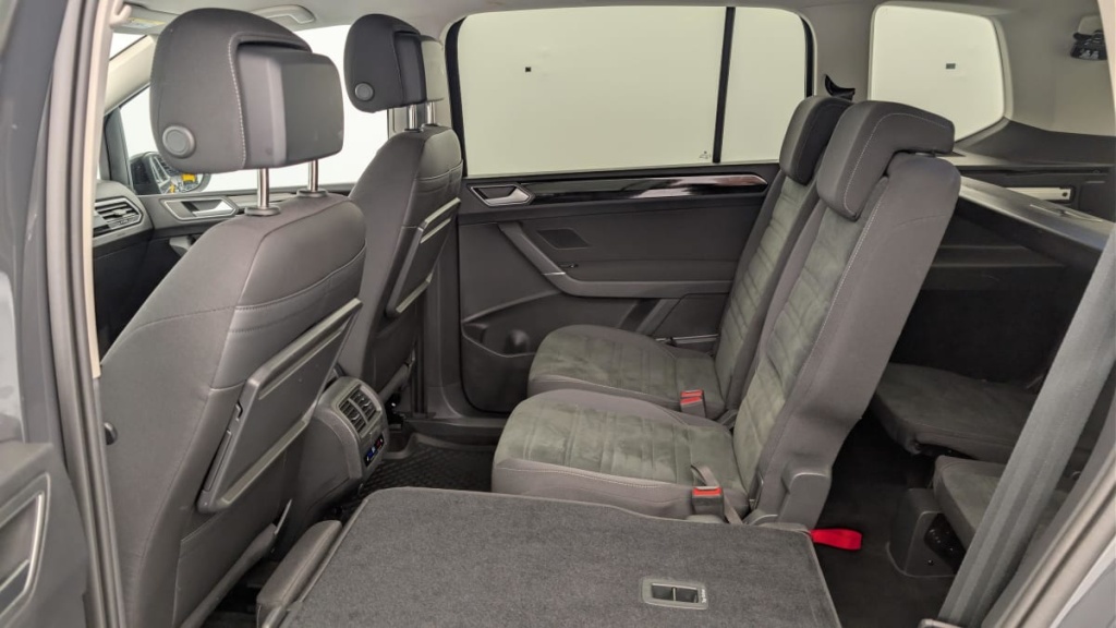 VOLKSWAGEN Touran 1.5 TSI EVO 150 DSG7 7pl Style - ref: 1-379223 - Photo 12