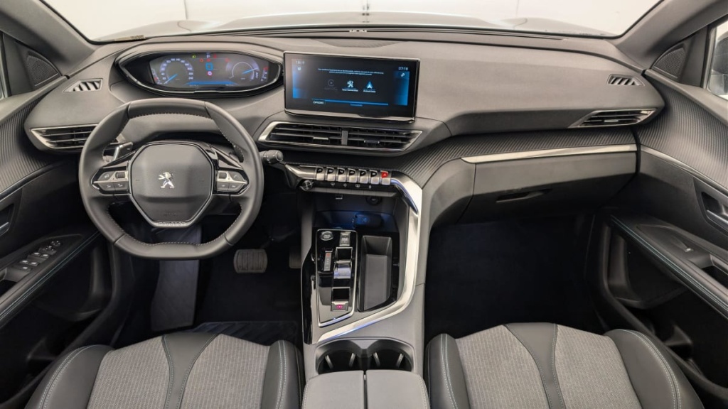 PEUGEOT 5008 Hybrid 136 e-DCS6 Allure Pack - ref: 1-379232 - Photo 13