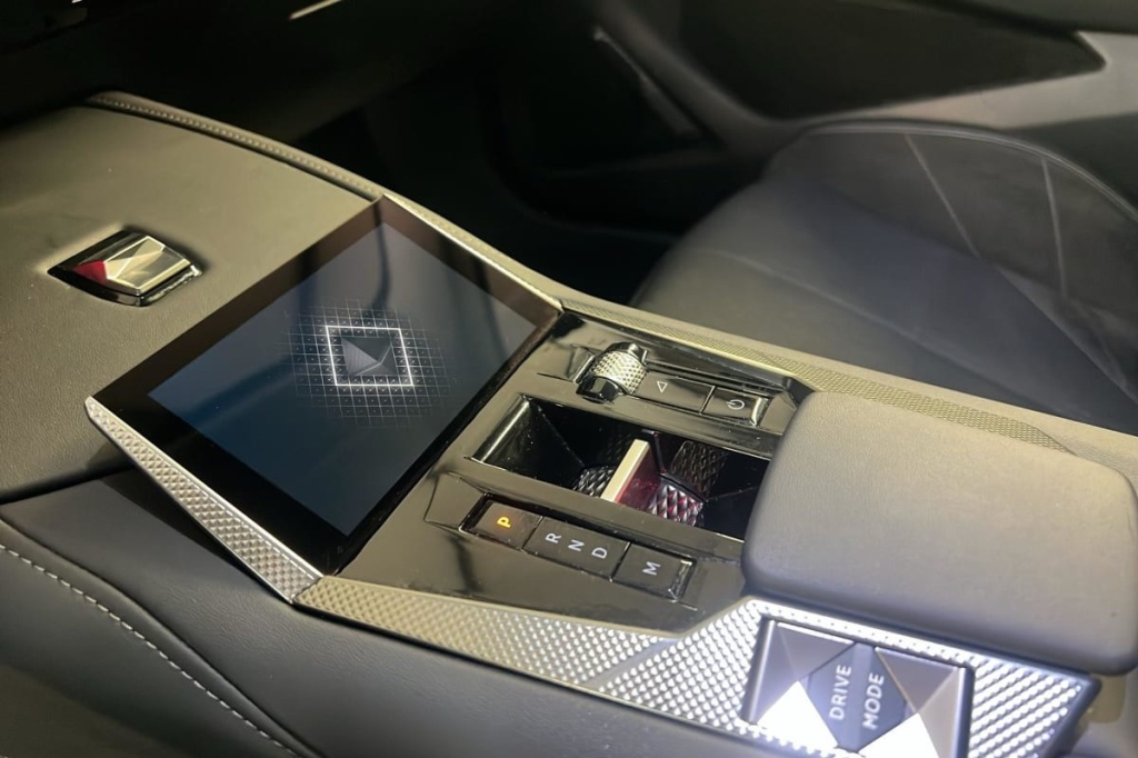 DS DS4 Hybride 145 e-DCT6 Etoile - Alcantara - ref: 1-379333 - Photo 16