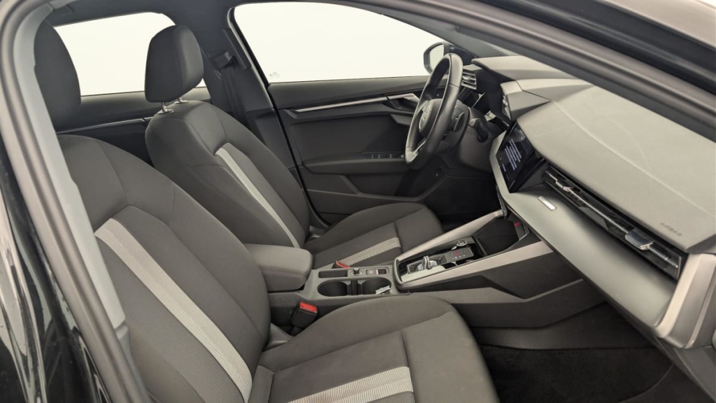 AUDI A3 Sportback 30 TFSI Mild Hybrid 110 S tronic 7 Design - ref: 1-379367 - Photo 9