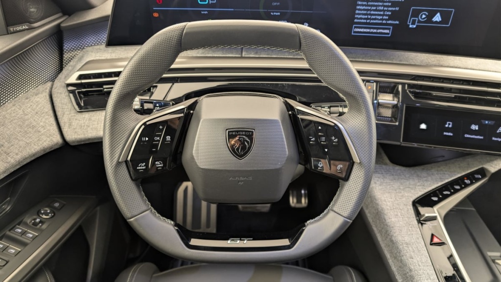 PEUGEOT 3008 Hybrid 145 e-DCS6 GT - ref: 1-379648 - Photo 14