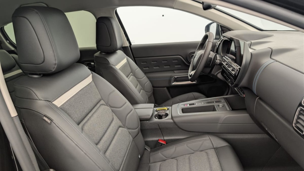 CITROEN C5 Aircross Hybride 145 e-DCS6 Max - ref: 1-379668 - Photo 9