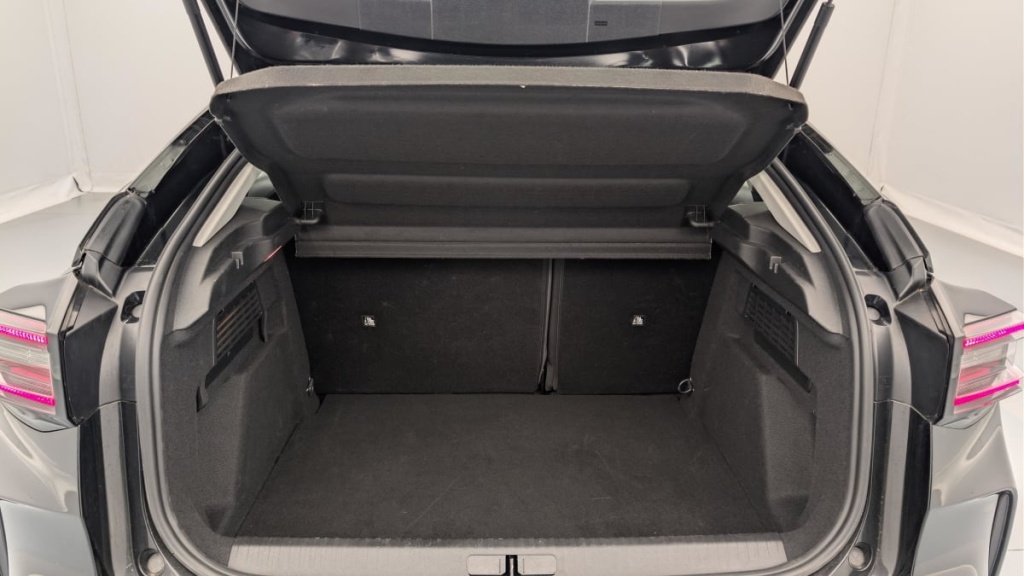 CITROEN C4 PureTech 130 EAT8 Plus - ref: 1-379707 - Photo 11