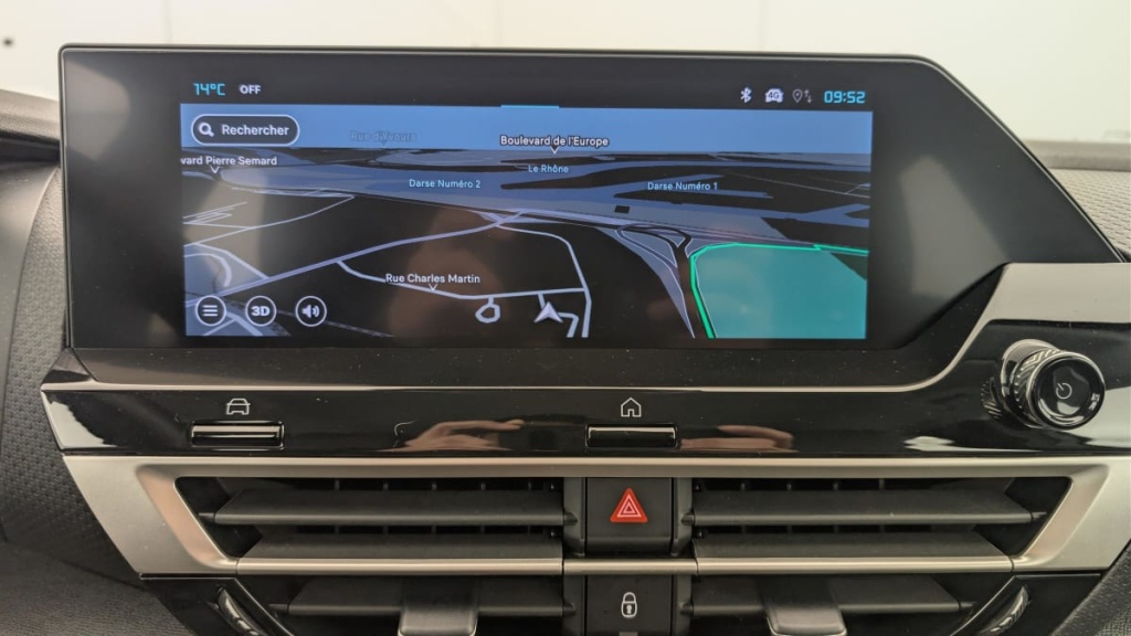 CITROEN C4 PureTech 130 EAT8 Plus - ref: 1-379710 - Photo 19