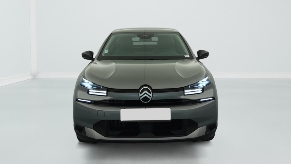 CITROEN C4 PureTech 130 EAT8 Plus - ref: 1-379710 - Photo 2