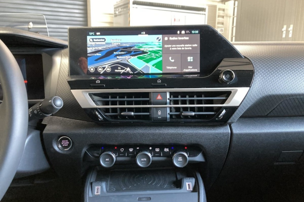 CITROEN C4 Hybride 145 e-DCS6 Max - ref: 1-379722 - Photo 18