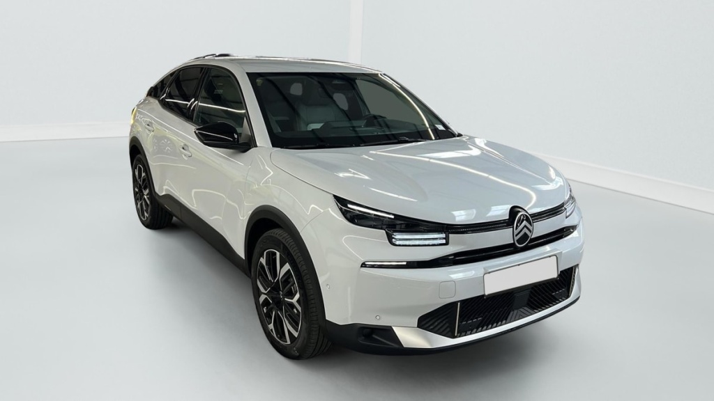 CITROEN C4 Hybride 145 e-DCS6 Max - ref: 1-379730 - Photo 1