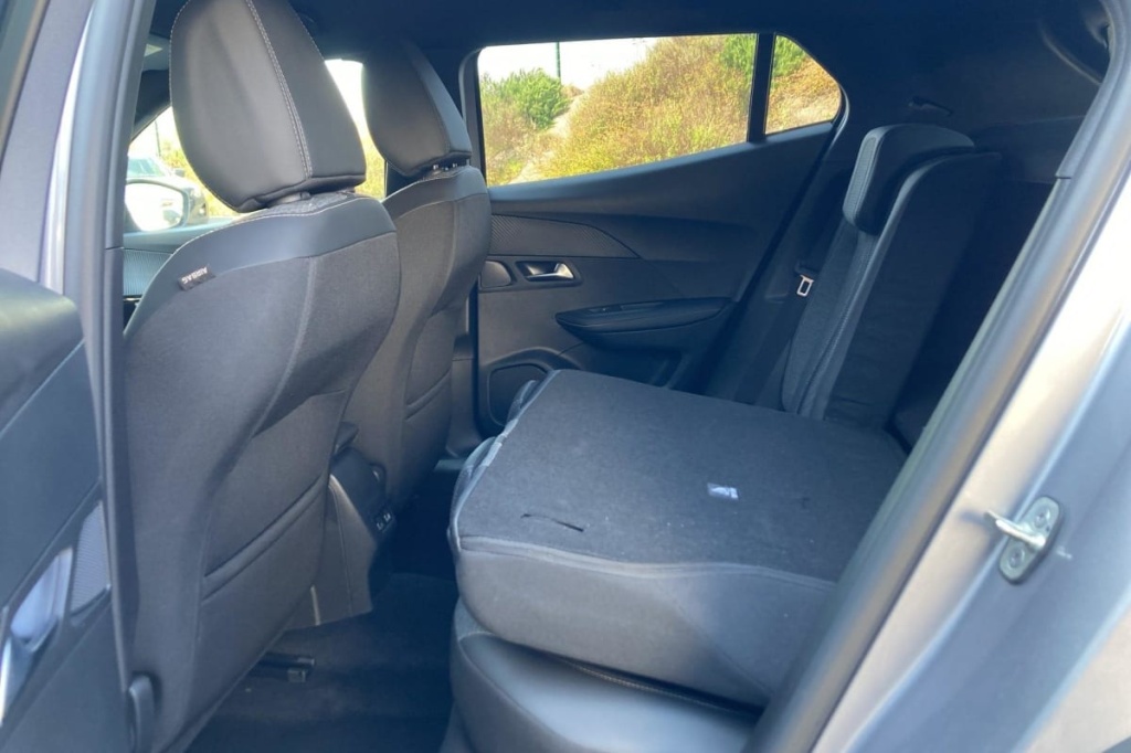 PEUGEOT 2008 100 S S BVM6 Allure - ref: 1-379982 - Photo 10