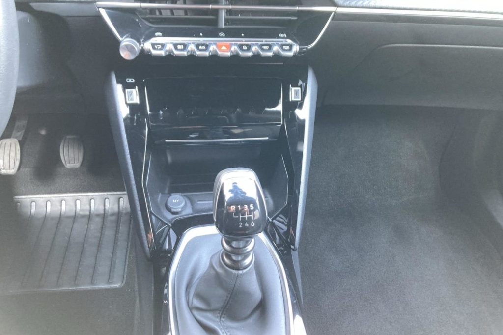 PEUGEOT 2008 100 S S BVM6 Allure - ref: 1-379988 - Photo 16