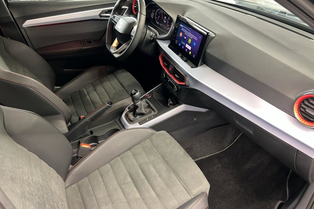 SEAT Arona 1.0 TSI 115 CH START STOP BVM FR - ref: 1-380378 - Photo 9