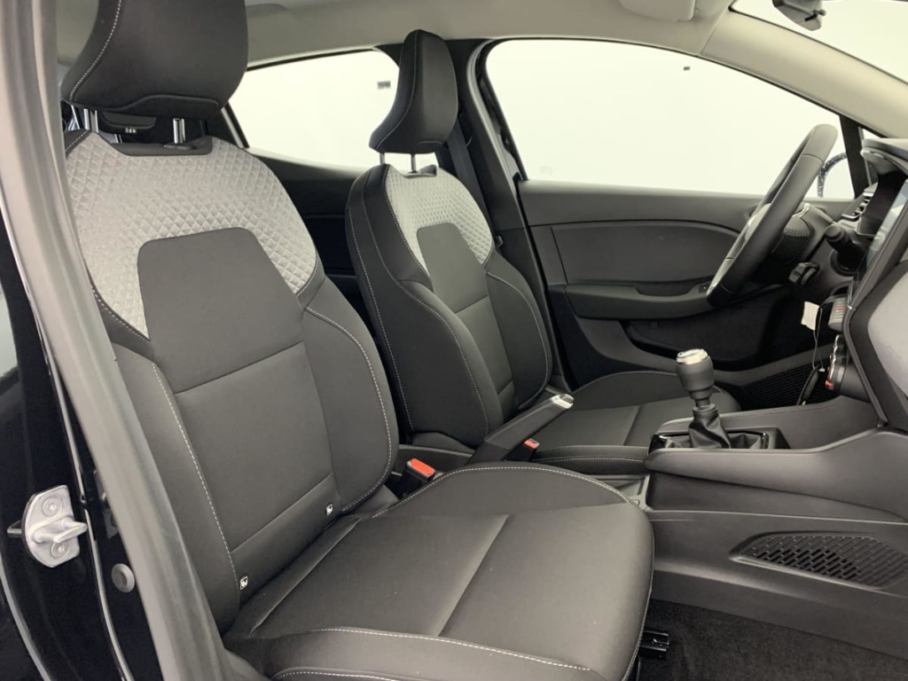 RENAULT Clio TCE 90 CH GSR2 EVOLUTION - ref: 1-380709 - Photo 9