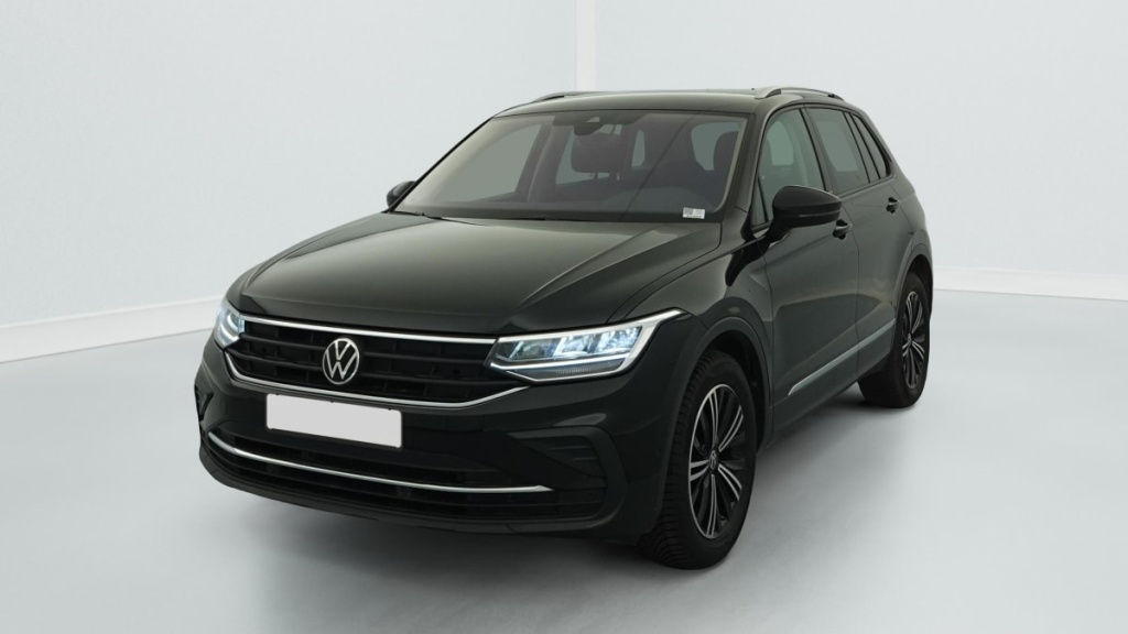 VOLKSWAGEN Tiguan 1.5 TSI 130ch BVM6 Active - ref: 1-381083 - Photo 3
