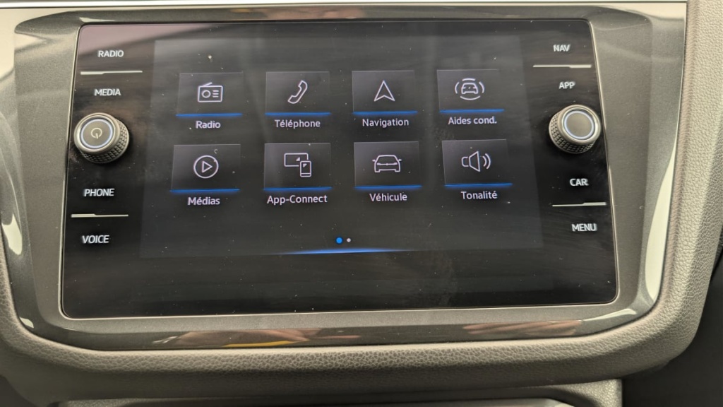 VOLKSWAGEN Tiguan 2.0 TDI 150ch DSG7 Life - ref: 1-381181 - Photo 17