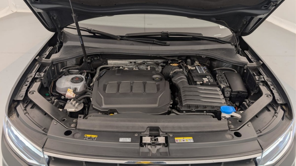 VOLKSWAGEN Tiguan 2.0 TDI 150ch DSG7 Life - ref: 1-381181 - Photo 20