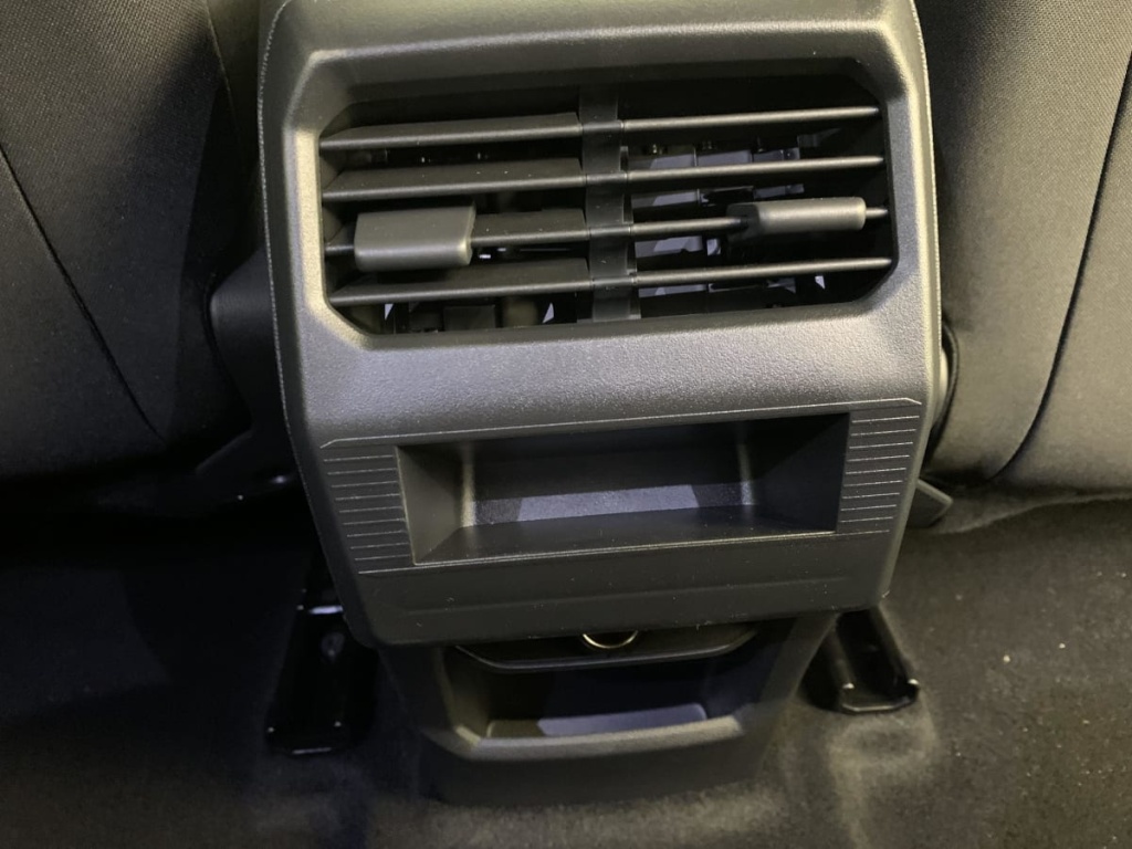 PEUGEOT 3008 Hybrid 145 e-DCS6 Allure - ref: 1-381334 - Photo 17