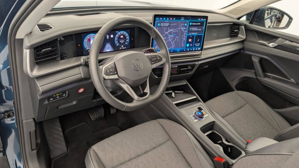 VOLKSWAGEN Tayron 1.5 eTSI 150ch DSG7 7pl VW Edition - ref: 1-381563 - Photo 15