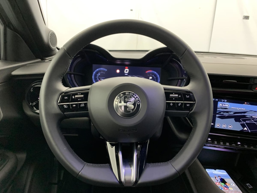 ALFA ROMEO Junior 1.2 Ibrida 145 ch e-DCT6 Ti - ref: 1-381567 - Photo 16