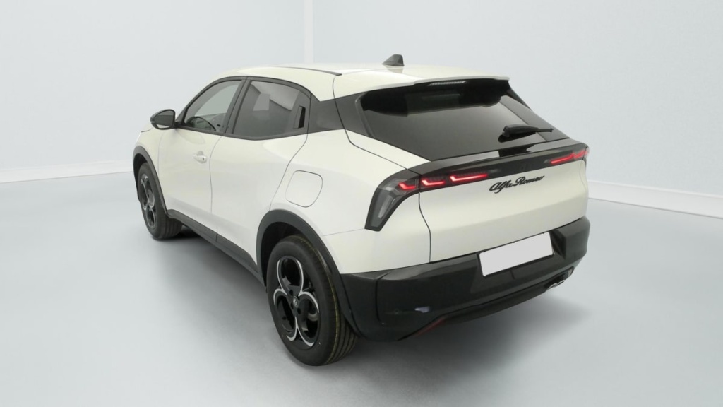 ALFA ROMEO Junior 1.2 Ibrida 145 ch e-DCT6 Ti - ref: 1-381576 - Photo 5